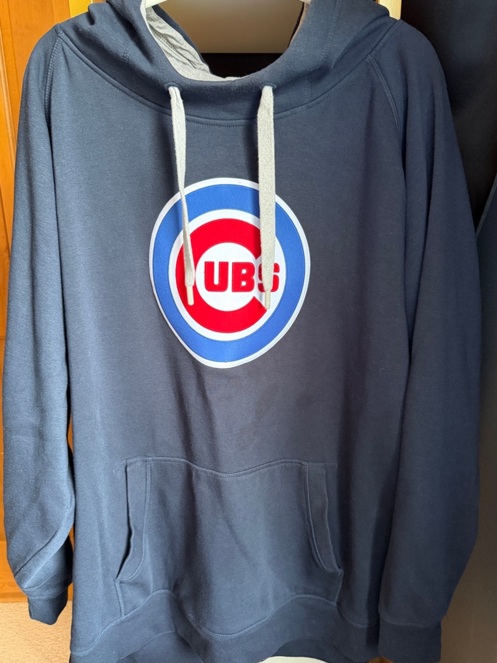 Antigua Navy Hoodie with Chicago Cubs Round Logo